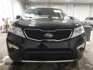 2011 Kia Sorento SX with VIN 5XYKW4A27BG110233, listed as a IAAI auction lot 41932749 with 109,029 mi miles. Bid and sale history available at carsss.com. Image 12.