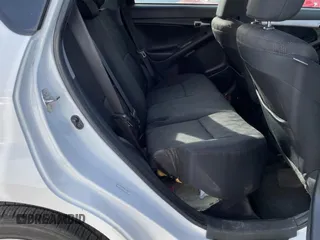 2009 Pontiac Vibe w/1SA with VIN 5Y2SP67849Z449306, listed as a Copart auction lot 85042024 with 160,918 mi miles and Clean Title. Bid and sale history available at carsss.com. Image 6.