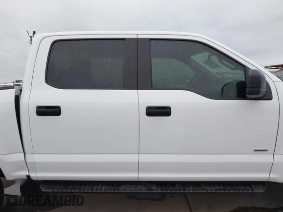 2015 Ford F-150 XLT with VIN 1FTEW1EP7FKE61564, listed as a IAAI auction lot 41889545 with 152,057 mi miles. Bid and sale history available at carsss.com. Image 14.