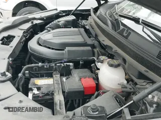 2025 Chevrolet Traverse AWD LT z VIN 1GNEVGRS6SJ144693, wystawiony jako IAAI lot #43160982 z przebiegiem 26 364 mil mil oraz . Historia ofert i sprzedaży dostępna na DreamBid. Obrazek 20.