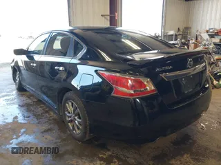 2015 Nissan Altima 2.5 S with VIN 1N4AL3AP2FC212615, listed as a IAAI auction lot 42096892 with 120,468 mi miles. Bid and sale history available at carsss.com. Image 3.