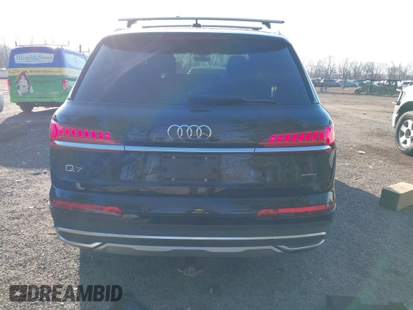 2022 Audi Q7 Premium Plus with VIN WA1LXBF74ND017516, listed as a IAAI auction lot 41814246 with 40,533 mi miles and . Bid and sale history available at DreamBid. Image 17.