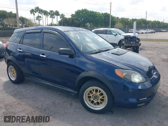 2003 Toyota Matrix Std with VIN 2T1KR32E33C046747, listed as a IAAI auction lot 41842857 with 136,420 mi miles. Bid and sale history available at carsss.com. Image 1.