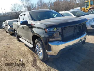 2019 Chevrolet Silverado 1500 LT with VIN 1GCUYDED8KZ365411, listed as a IAAI auction lot 41876231 with 70,205 mi miles. Bid and sale history available at carsss.com. Image 1.