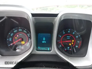 2013 Chevrolet Camaro LT z VIN 2G1FB1E37D9191210, wystawiony jako IAAI lot #42163053 z przebiegiem 316 976 mil mil oraz . Historia ofert i sprzedaży dostępna na DreamBid. Obrazek 7.