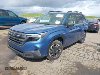 2025 Subaru Forester Limited with VIN JF2SLDRC3SH432205, listed as a IAAI auction lot 41823778 with 327 mi miles. Bid and sale history available at carsss.com. Image 2.