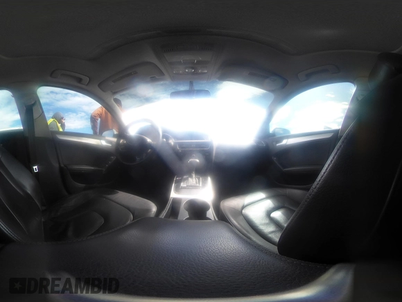 2014 Audi A4 Premium z VIN WAUAFAFL1EN024888, wystawiony jako IAAI lot #41733326 z przebiegiem 117 232 mil mil oraz . Historia ofert i sprzedaży dostępna na DreamBid. Obrazek 19.