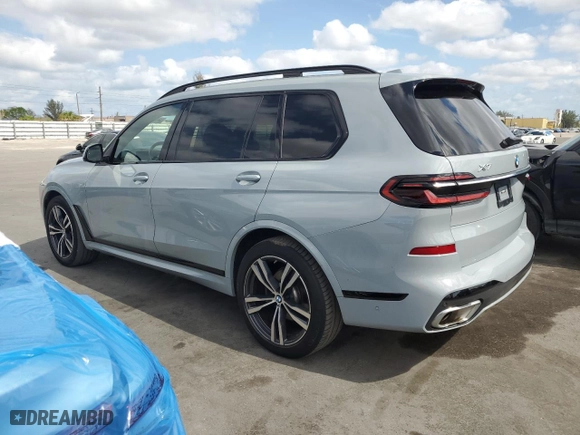 2023 BMW X7 xDrive40i with VIN 5UX23EM06P9M76099, listed as a Copart auction lot 54166385 with 67,400 mi miles and Clean Title. Bid and sale history available at carsss.com. Image 2.