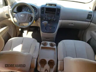 2010 Kia Sedona LX with VIN KNDMG4C33A6359612, listed as a Copart auction lot 55347545 with 197,699 mi miles and Clean Title. Bid and sale history available at carsss.com. Image 8.