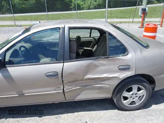 2002 Chevrolet Cavalier LS z VIN 1G1JF524227166216, wystawiony jako IAAI lot #42329962 z przebiegiem 155 966 mil mil oraz . Historia ofert i sprzedaży dostępna na DreamBid. Obrazek 6.
