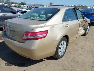 2011 Toyota Camry LE z VIN 4T1BF3EK6BU153167, wystawiony jako IAAI lot #42312355 z przebiegiem 115 001 mil mil oraz . Historia ofert i sprzedaży dostępna na DreamBid. Obrazek 4.