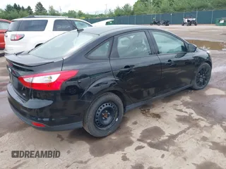 2012 Ford Focus SE with VIN 1FAHP3F22CL249739, listed as a IAAI auction lot 42538870 with 171,975 mi miles and . Bid and sale history available at DreamBid. Image 4.