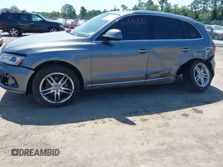 2016 Audi Q5 Premium Plus z VIN WA1L2AFP9GA009523, wystawiony jako IAAI lot #42536651 z przebiegiem 136 812 mil mil oraz . Historia ofert i sprzedaży dostępna na DreamBid. Obrazek 6.