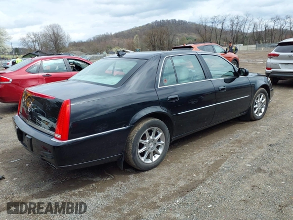 2010 Cadillac DTS w/1SC with VIN 1G6KD5EY8AU129996, listed as a IAAI auction lot 41960809 with 89,075 mi miles. Bid and sale history available at carsss.com. Image 4.