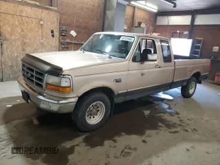 1993 Ford F-150 with VIN 1FTEX15NXPKB04599, listed as a Copart auction lot 56181044 with 212,148 mi miles and Clean Title. Bid and sale history available at carsss.com. Image 1.