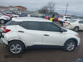 2020 Nissan Kicks S with VIN 3N1CP5BV7LL546450, listed as a IAAI auction lot 41117857 with 117,957 mi miles and . Bid and sale history available at carsss.com. Image 13.