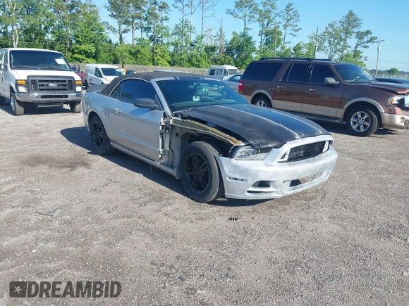 2014 Ford Mustang V6 with VIN 1ZVBP8EM7E5205630, listed as a IAAI auction lot 42269714 with 127,130 mi miles and . Bid and sale history available at DreamBid. Image 1.