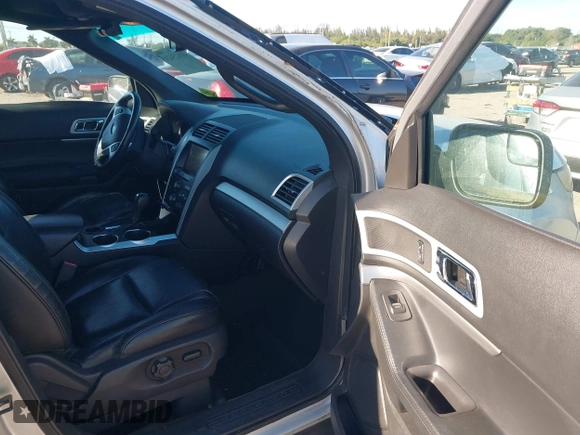 2013 Ford Explorer XLT with VIN 1FM5K7D82DGC68095, listed as a IAAI auction lot 41825424 with 117,650 mi miles and . Bid and sale history available at DreamBid. Image 5.