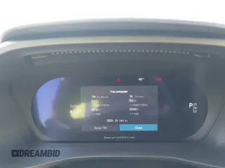 2023 Volvo C40 Plus с VIN YV4ED3GL9P2038589, выставлен на аукционе IAAI как лот 41738904 с пробегом 21 141 миль миль и . История ставок и продаж доступна на DreamBid. Изображение 7.