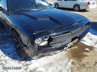 2015 Dodge Challenger SXT with VIN 2C3CDZAG3FH739860, listed as a IAAI auction lot 41633204 with 87,442 mi miles. Bid and sale history available at carsss.com. Image 6.