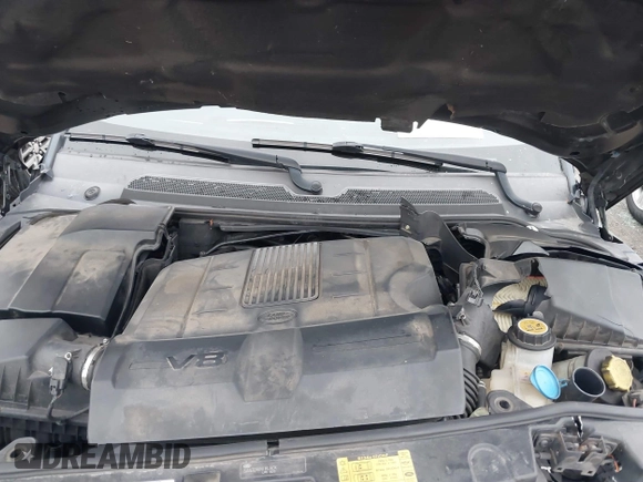 2010 Land Rover Range Rover Sport HSE Lux with VIN SALSK2D40AA256770, listed as a IAAI auction lot 38414296 with 127,000 mi miles and . Bid and sale history available at DreamBid. Image 10.