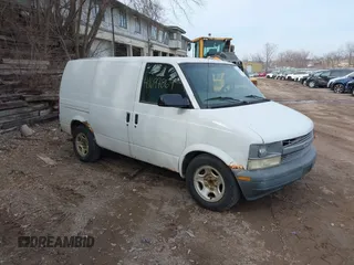 2003 Chevrolet Astro Cargo Van with VIN 1GCDM19X43B122767, listed as a IAAI auction lot 41697869 with 1 mi miles. Bid and sale history available at carsss.com. Image 1.