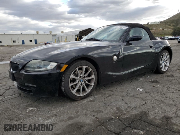2008 BMW Z4 3.0i with VIN 4USBU33508LW74711, listed as a Copart auction lot 47768015 with 122,241 mi miles and Salvage title. Bid and sale history available at DreamBid. Image 1.