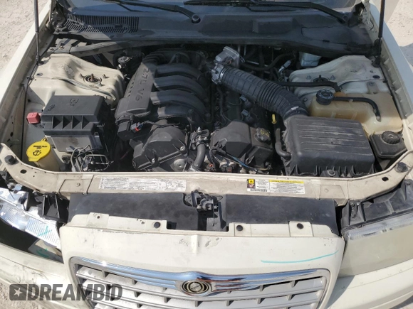 2007 Chrysler 300 with VIN 2C3KA43R97H800099, listed as a Copart auction lot 53232215 with 177,794 mi miles and Salvage Title. Bid and sale history available at DreamBid. Image 11.
