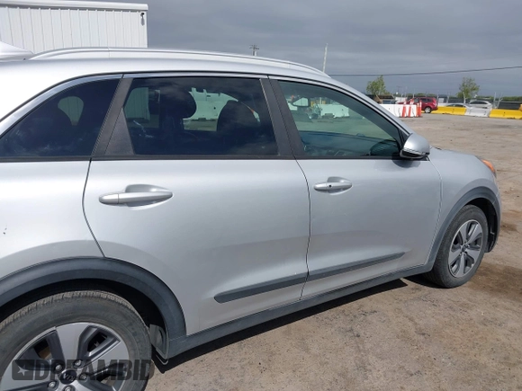 2018 Kia Niro EX with VIN KNDCC3LC6J5148315, listed as a IAAI auction lot 42074938 with 120,117 mi miles and . Bid and sale history available at DreamBid. Image 14.