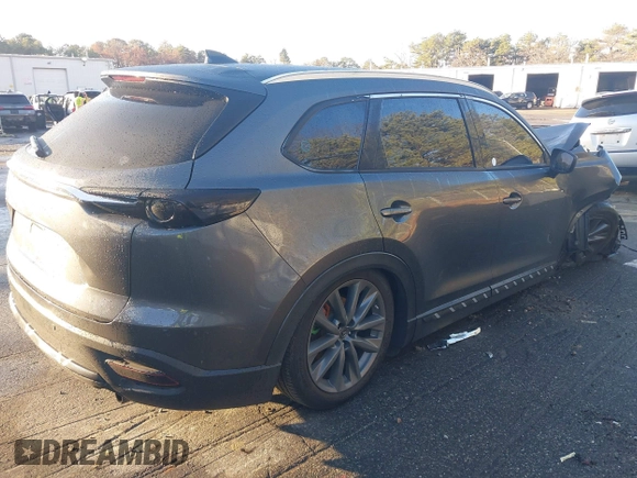 2019 Mazda CX-9 Signature with VIN JM3TCBEY2K0327069, listed as a IAAI auction lot 41136275 with 43,933 mi miles. Bid and sale history available at carsss.com. Image 4.