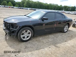 2019 Dodge Charger SXT z VIN 2C3CDXBG9KH758586, wystawiony jako Copart lot #58590785 z przebiegiem 103 560 mil mil oraz Szkoda całkowita • Salvage title. Historia ofert i sprzedaży dostępna na DreamBid. Obrazek 1.