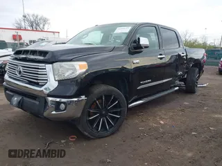 2017 Toyota Tundra 4WD Limited with VIN 5TFHW5F13HX653553, listed as a IAAI auction lot 41898133 with 140,981 mi miles. Bid and sale history available at carsss.com. Image 2.