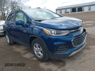 2019 Chevrolet Trax LT z VIN 3GNCJLSB1KL281331, wystawiony jako IAAI lot #41944818 z przebiegiem 119 314 mil mil oraz . Historia ofert i sprzedaży dostępna na DreamBid. Obrazek 1.
