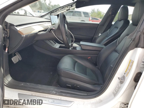 2020 Tesla Model 3 Performance z VIN 5YJ3E1EC4LF800149, wystawiony jako Copart lot #48711045 z przebiegiem 95 229 mil mil oraz Szkoda całkowita • Salvage title. Historia ofert i sprzedaży dostępna na DreamBid. Obrazek 7.