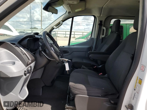 2018 Ford Transit Passenger XL z VIN 1FBZX2YM4JKA58192, wystawiony jako Copart lot #51863155 z przebiegiem 199 358 mil mil oraz Czysty tytuł • Clean title. Historia ofert i sprzedaży dostępna na DreamBid. Obrazek 7.