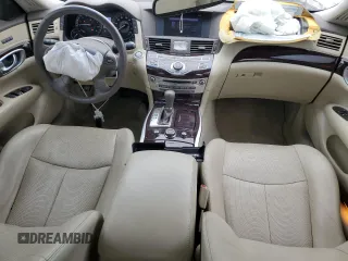 2013 Infiniti M with VIN JN1BY1AP5DM513393, listed as a Copart auction lot 71760373 with 71,378 mi miles and Salvage Title. Bid and sale history available at DreamBid. Image 8.