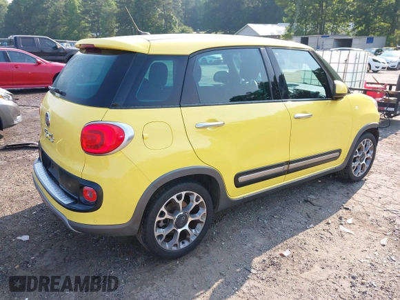 2014 FIAT 500L Trekking with VIN ZFBCFADH6EZ021166, listed as a IAAI auction lot 42392165 with 96,035 mi miles and . Bid and sale history available at DreamBid. Image 4.