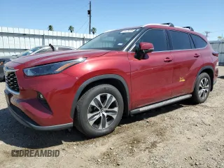 2022 Toyota Highlander XLE z VIN 5TDGZRAHXNS099623, wystawiony jako Copart lot #51475225 z przebiegiem 79 899 mil mil oraz Szkoda całkowita • Salvage title. Historia ofert i sprzedaży dostępna na DreamBid. Obrazek 1.