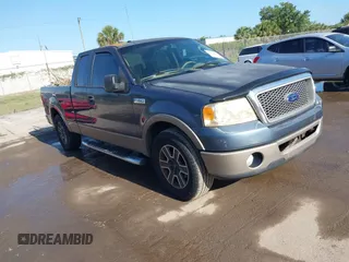 2006 Ford F-150 XLT with VIN 1FTPX12536NA29691, listed as a IAAI auction lot 42162776 with 222,417 mi miles. Bid and sale history available at carsss.com. Image 1.