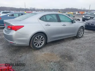 2020 Acura TLX w/Technology Pkg with VIN 19UUB1F52LA012204, listed as a IAAI auction lot 41467041 with 31,484 mi miles. Bid and sale history available at carsss.com. Image 4.