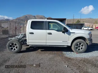 2018 Ford F-150 XL with VIN 1FTEW1E11JFD71517, listed as a IAAI auction lot 41921824 with 26,141 mi miles. Bid and sale history available at carsss.com. Image 14.