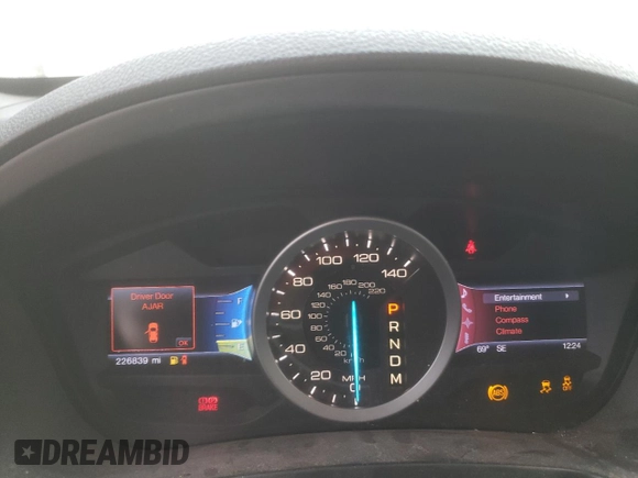 2013 Ford Explorer XLT z VIN 1FM5K7D80DGB60865, wystawiony jako Copart lot #54486825 z przebiegiem 226 839 mil mil oraz Szkoda całkowita • Salvage title. Historia ofert i sprzedaży dostępna na DreamBid. Obrazek 9.