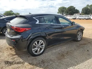 2017 Infiniti QX30 Sport with VIN SJKCH5CP1HA035421, listed as a Copart auction lot 70329554 with 92,692 mi miles and Salvage Title. Bid and sale history available at carsss.com. Image 3.