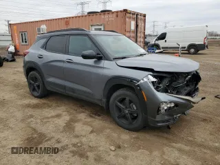 2022 Chevrolet TrailBlazer RS with VIN KL79MUSL3NB031990, listed as a Copart auction lot 47277075 with 31,648 mi miles and Salvage Title. Bid and sale history available at DreamBid. Image 4.