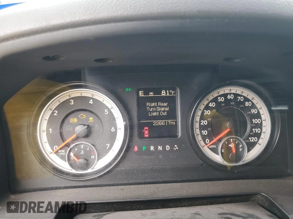 2014 Ram 2500 Tradesman with VIN 3C6UR5HJ7EG258642, listed as a Copart auction lot 70500464 with 226,617 mi miles and Clean Title. Bid and sale history available at carsss.com. Image 9.