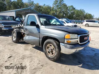 2000 GMC New Sierra 1500 SLE with VIN 1GTEC14W0YZ248659, listed as a Copart auction lot 44751355 with 0 mi miles and Salvage Title. Bid and sale history available at carsss.com. Image 4.