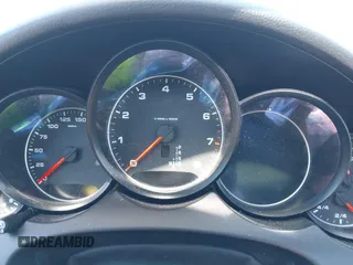 2016 Porsche Cayenne z VIN WP1AA2A26GKA13183, wystawiony jako IAAI lot #39110607 z przebiegiem Nie podano mil oraz . Historia ofert i sprzedaży dostępna na DreamBid. Obrazek 7.