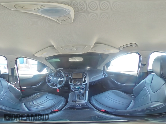 2014 Ford Focus Titanium z VIN 1FADP3N29EL409568, wystawiony jako Copart lot #62295345 z przebiegiem 53 401 mil mil oraz Szkoda całkowita • Salvage title. Historia ofert i sprzedaży dostępna na DreamBid. Obrazek 14.