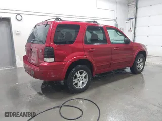 2005 Ford Escape Limited with VIN 1FMYU94115KB50317, listed as a IAAI auction lot 41852013 with 161,181 mi miles. Bid and sale history available at carsss.com. Image 4.
