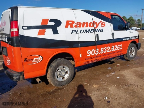 2011 Chevrolet Express Cargo Van with VIN 1GCWGFFAXB1128865, listed as a IAAI auction lot 41104936 with 236,517 mi miles. Bid and sale history available at carsss.com. Image 4.